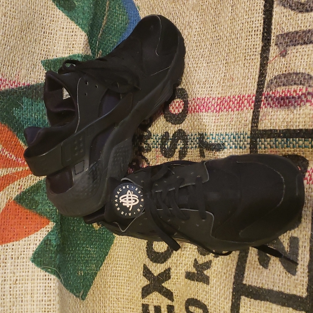 Nike Air Huarache 10.5 men's